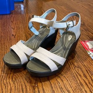 Crocs Leigh II Ankle Strap Wedge
